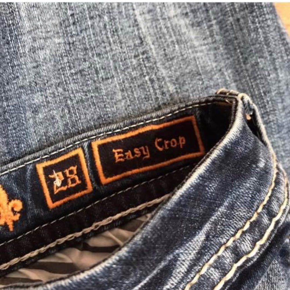 Rock revival vien light wash easy crop 28 capris - Picture 6 of 6